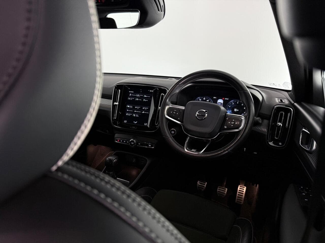 Volvo XC40 thumbnail Interior Front