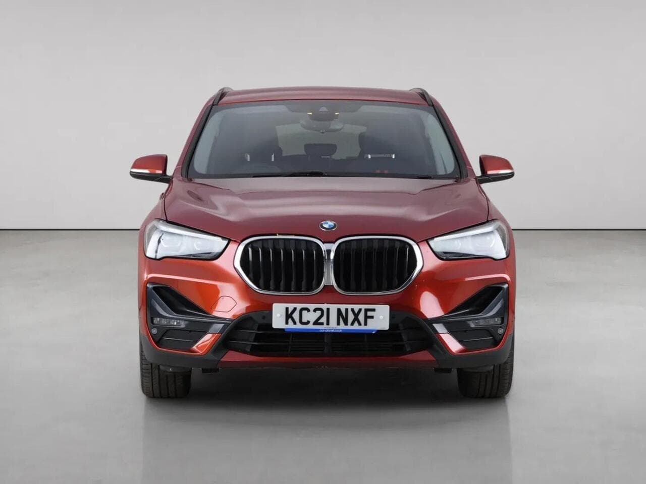 BMW X1 thumbnail Front