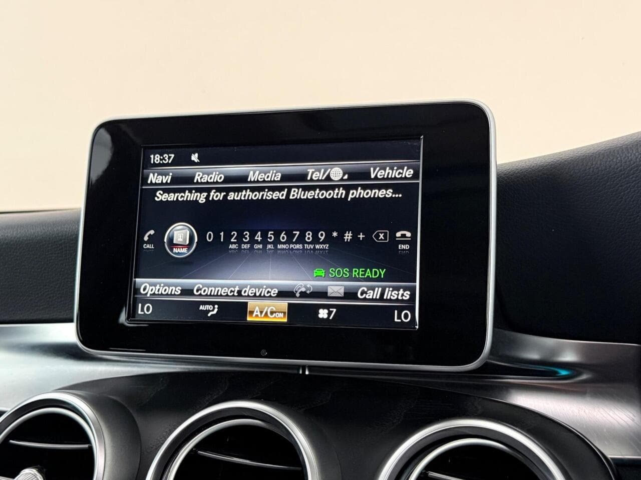 Mercedes-Benz GLC thumbnail Infotainment System