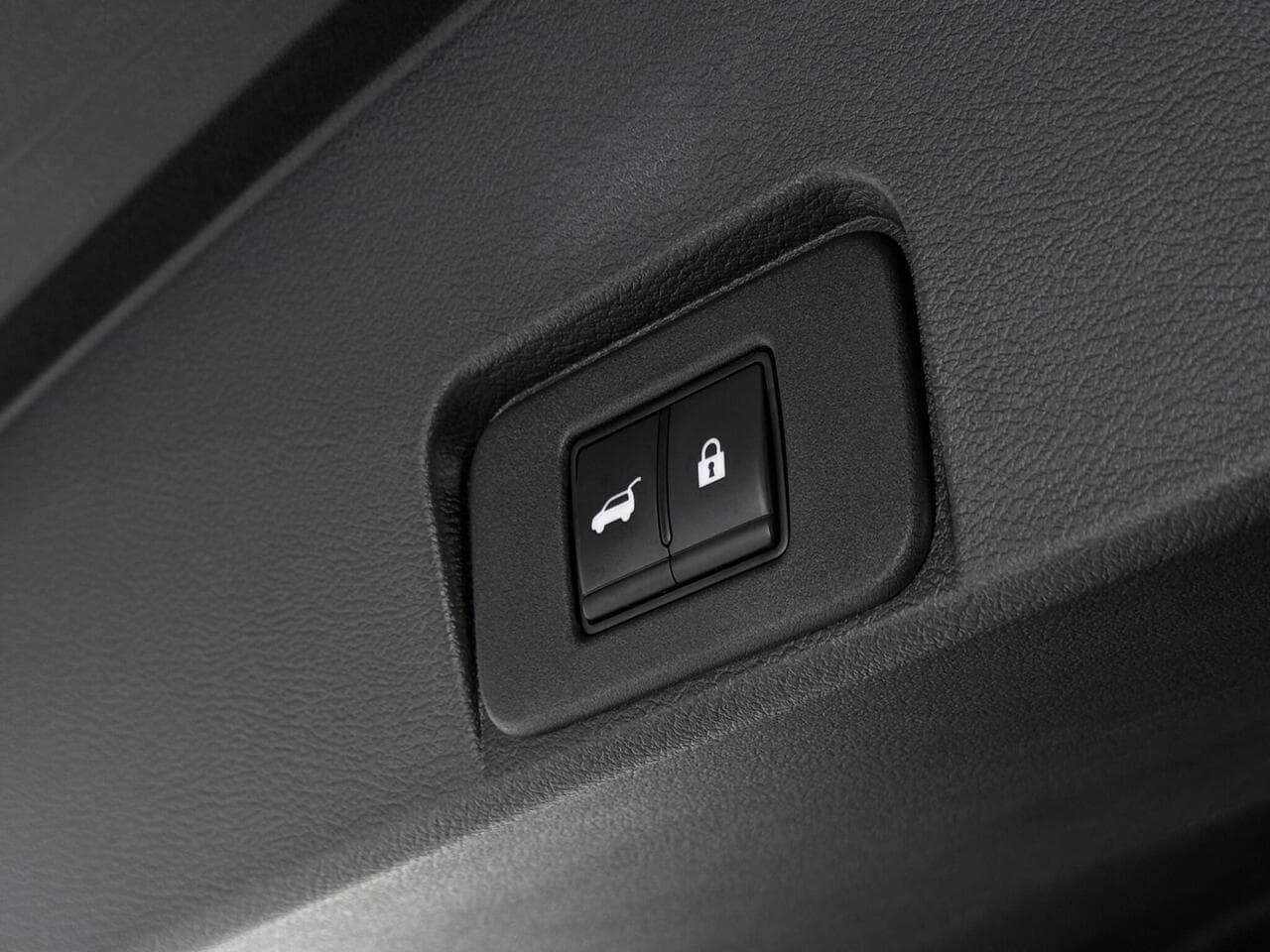 Nissan X-Trail thumbnail Misc Controls