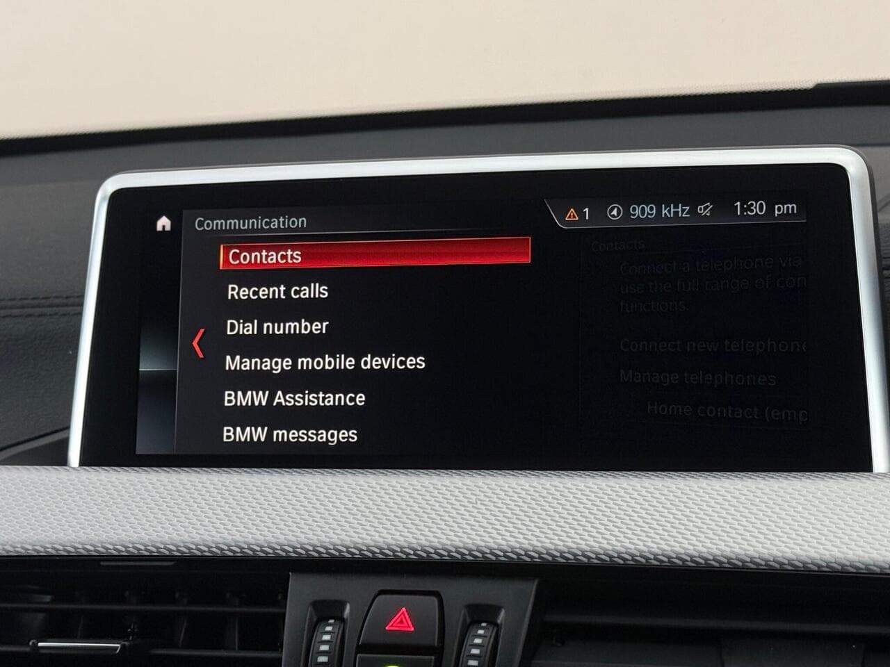 BMW X1 thumbnail Infotainment System