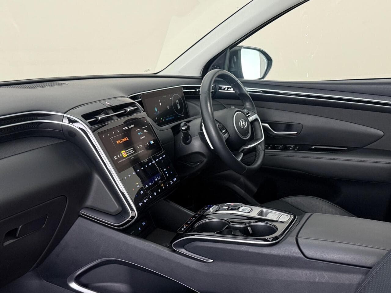 Hyundai TUCSON thumbnail Interior Front