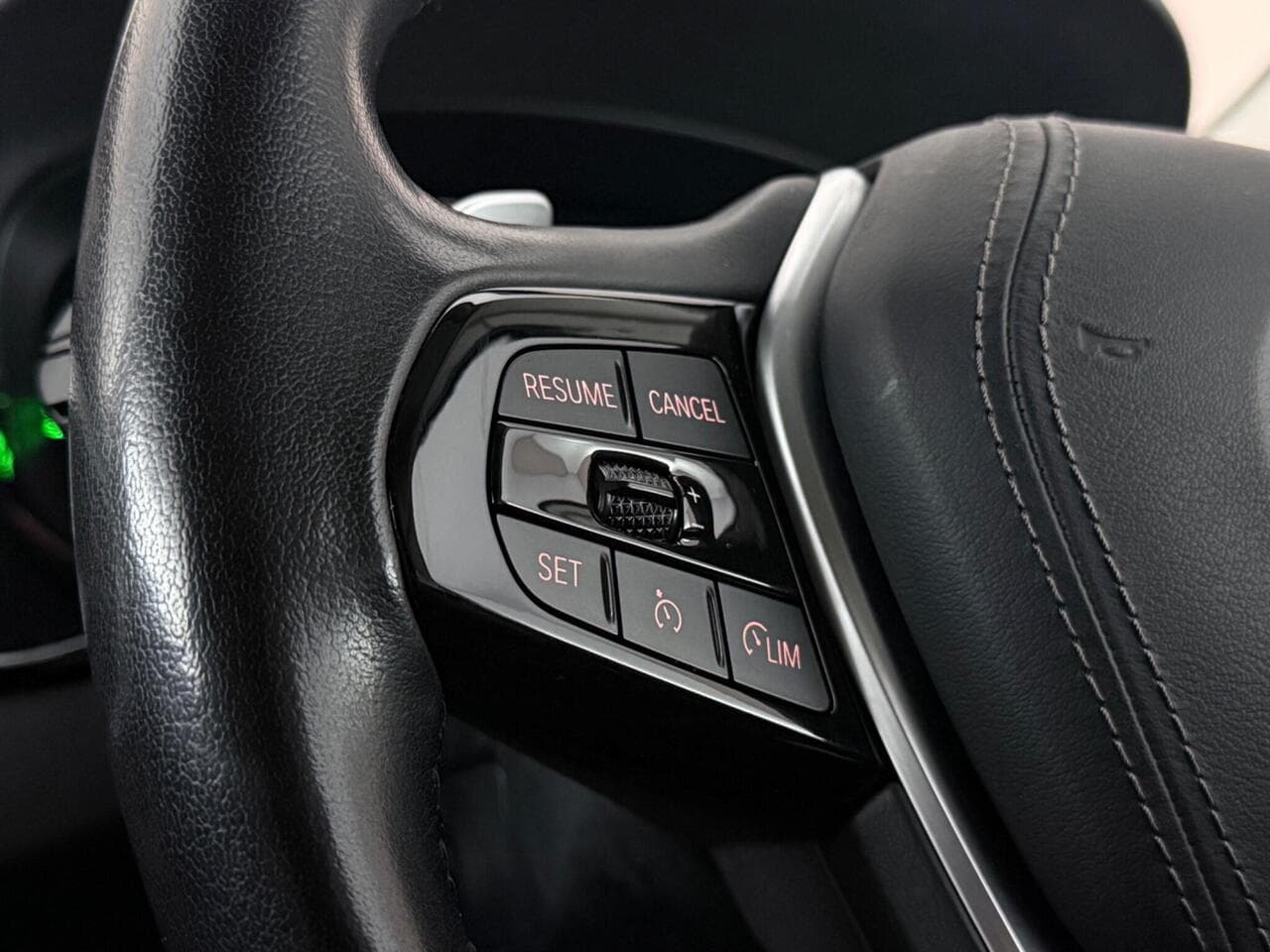 BMW 5 Series thumbnail Misc Controls