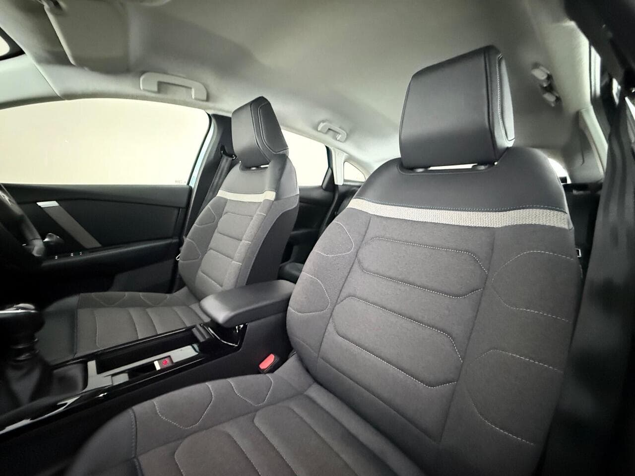 Citroen C4 thumbnail Seat Front Passenger