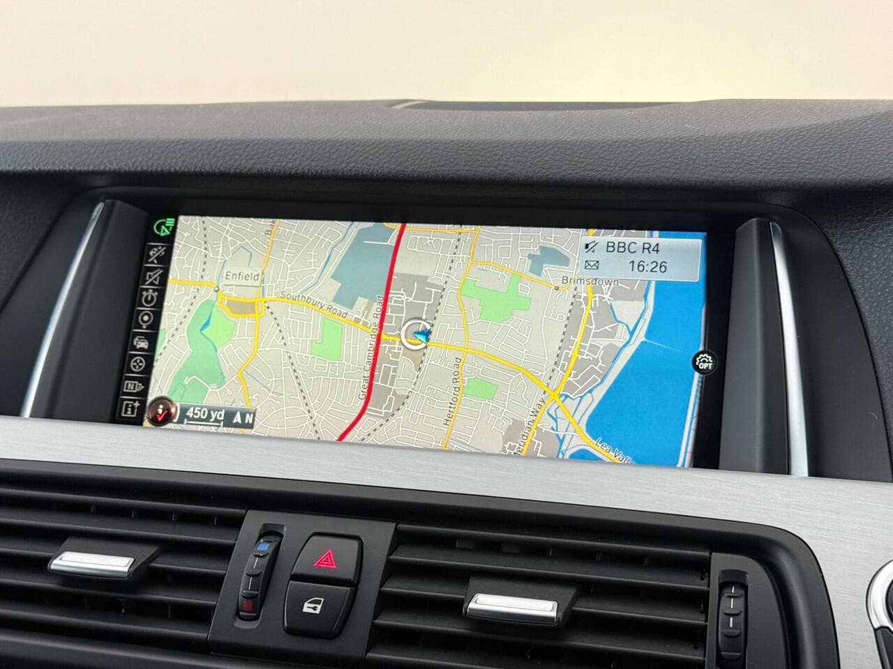 BMW 5 Series thumbnail Infotainment System