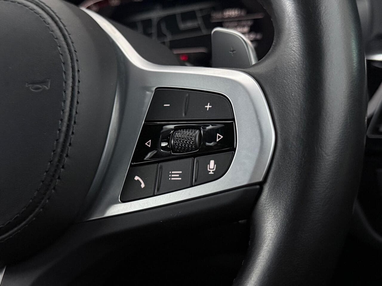 BMW 5 Series thumbnail Misc Controls
