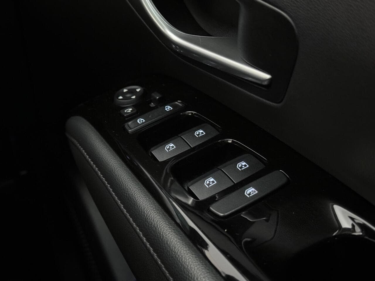 Hyundai TUCSON thumbnail Misc Controls