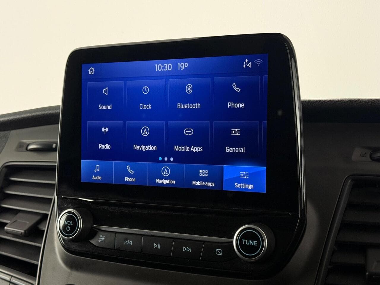 Ford Transit Custom thumbnail Infotainment System