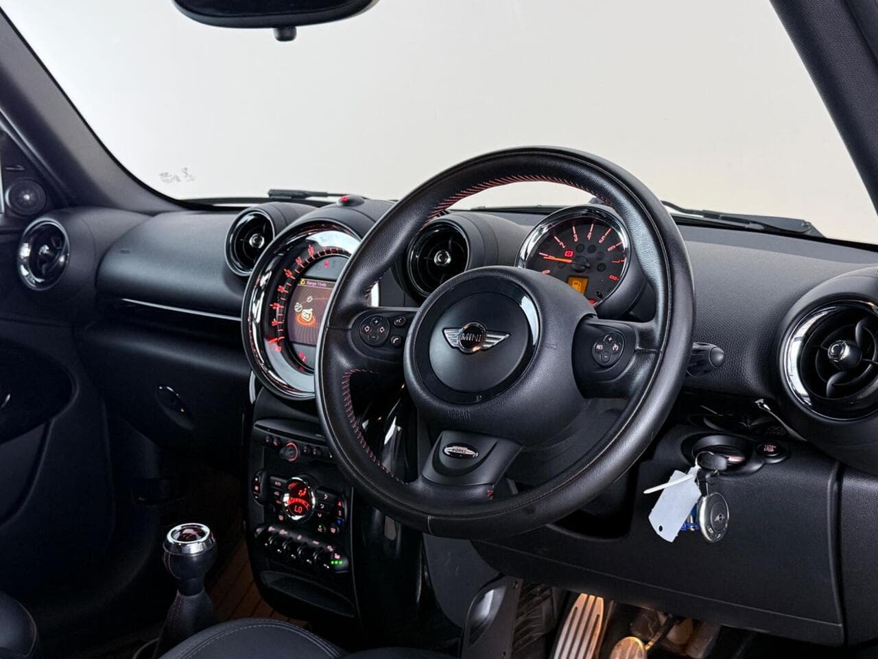 MINI Paceman thumbnail Interior Front