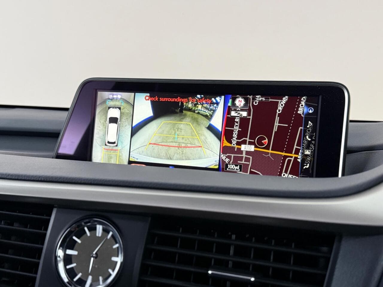 Lexus RX thumbnail Infotainment System