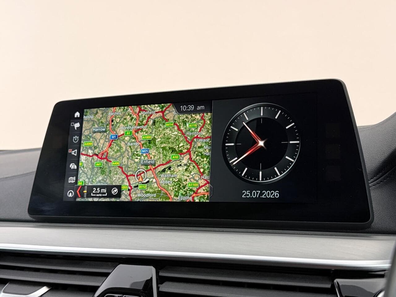 BMW 5 Series thumbnail Infotainment System