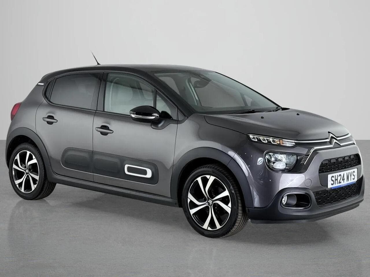 Citroen C3 - Citroen C3 1.2 PureTech MAX Euro 6 (s/s) 5dr