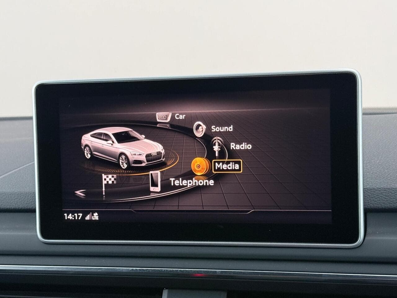 Audi A5 thumbnail Infotainment System