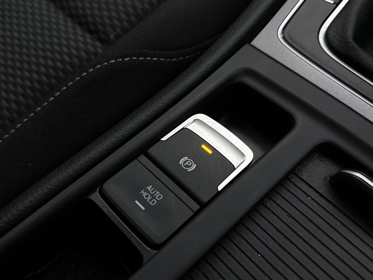Volkswagen Golf thumbnail Misc Controls