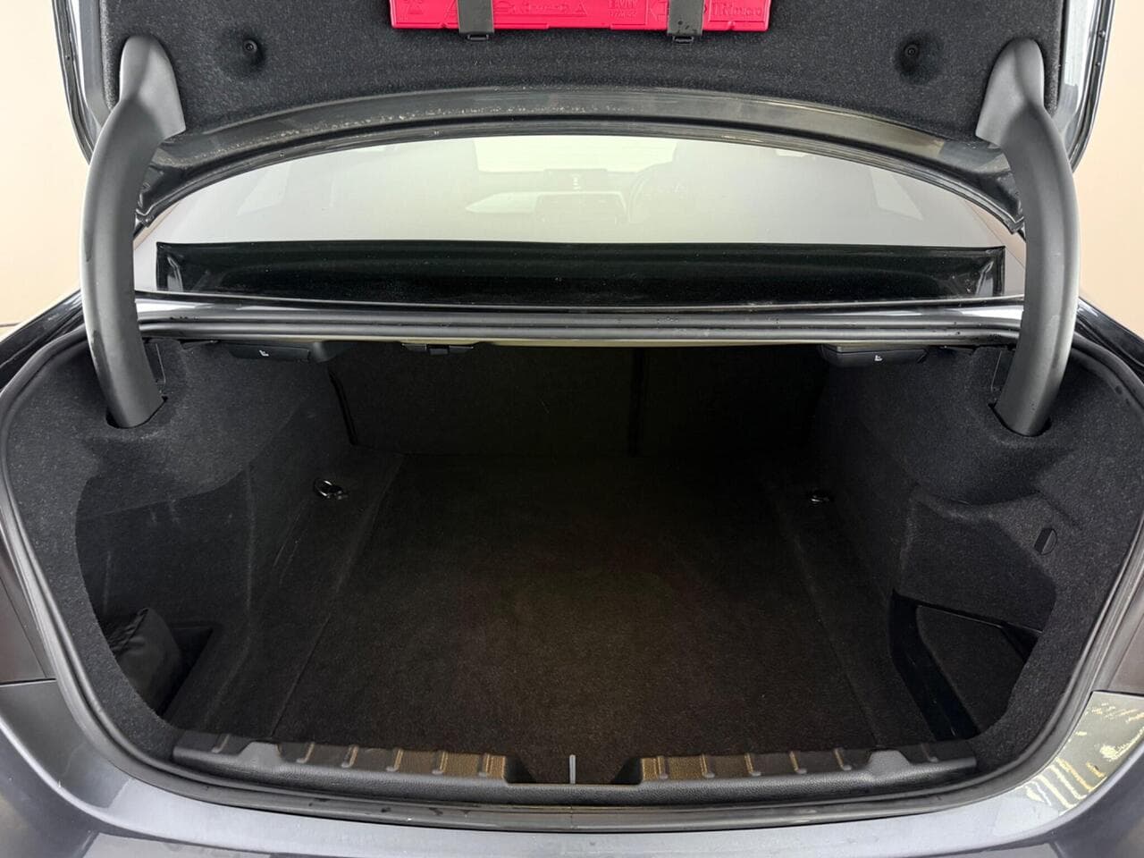 BMW 4 Series thumbnail Boot