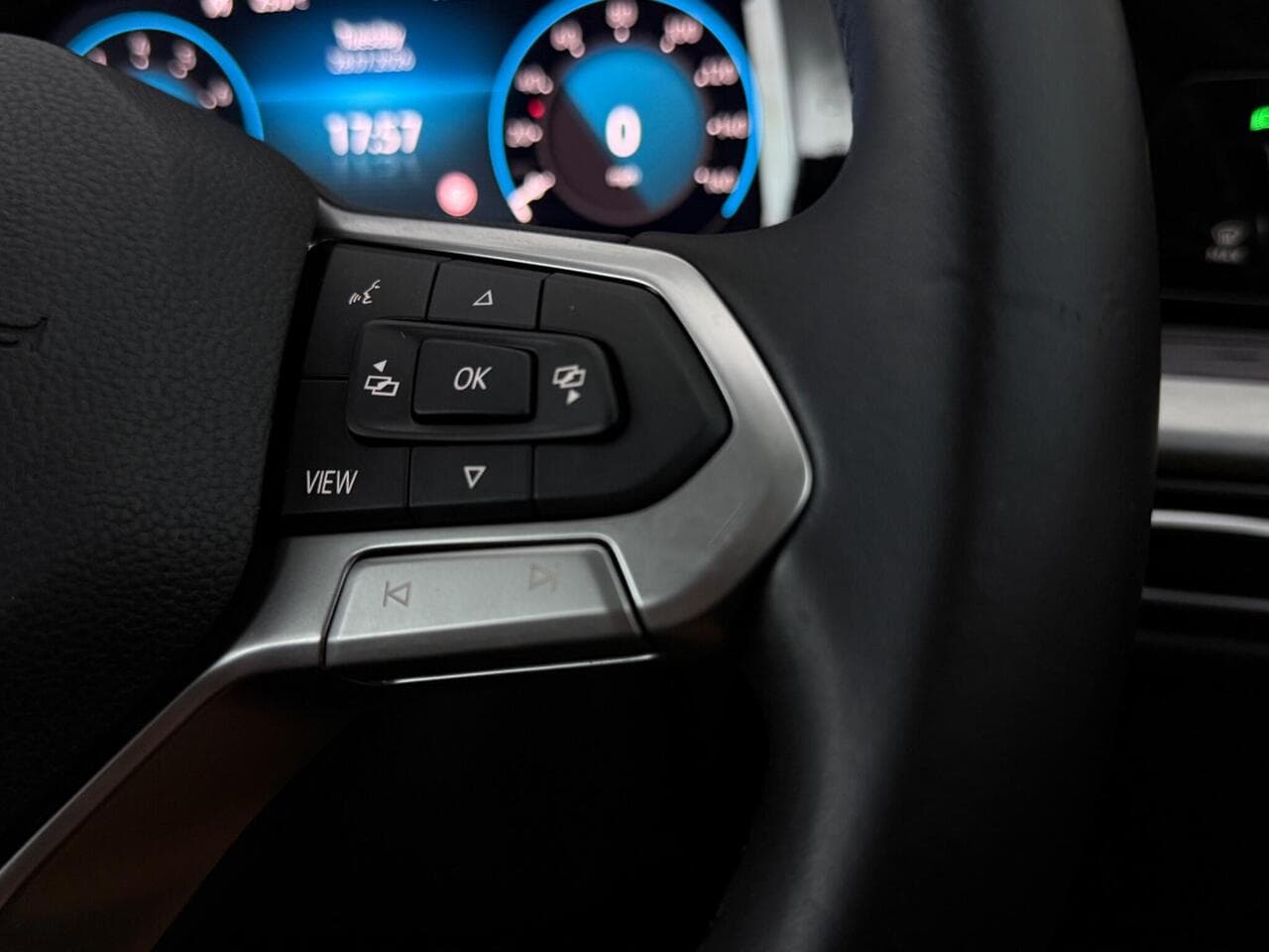 Volkswagen Golf thumbnail Misc Controls