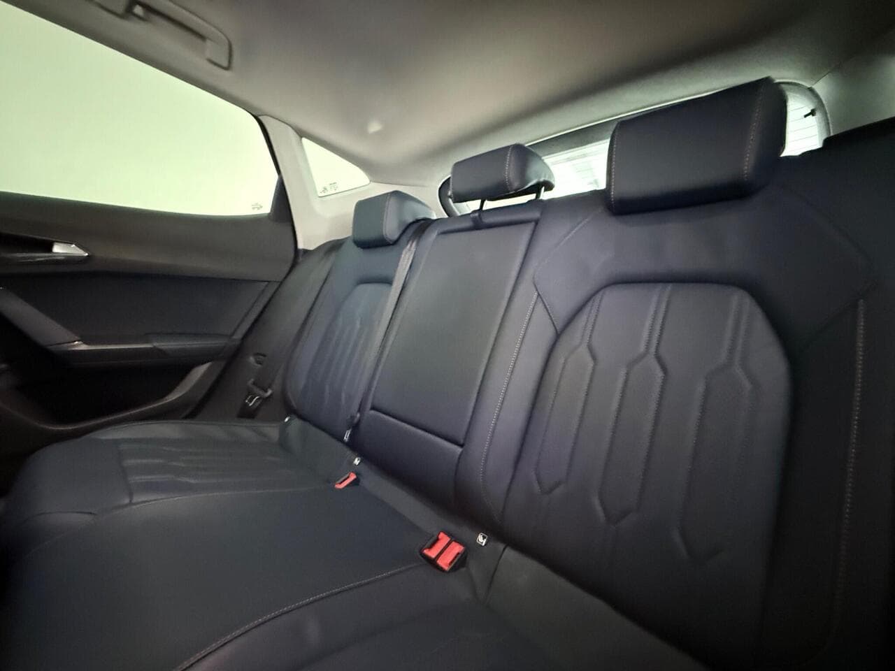 CUPRA Formentor thumbnail Seats Rear