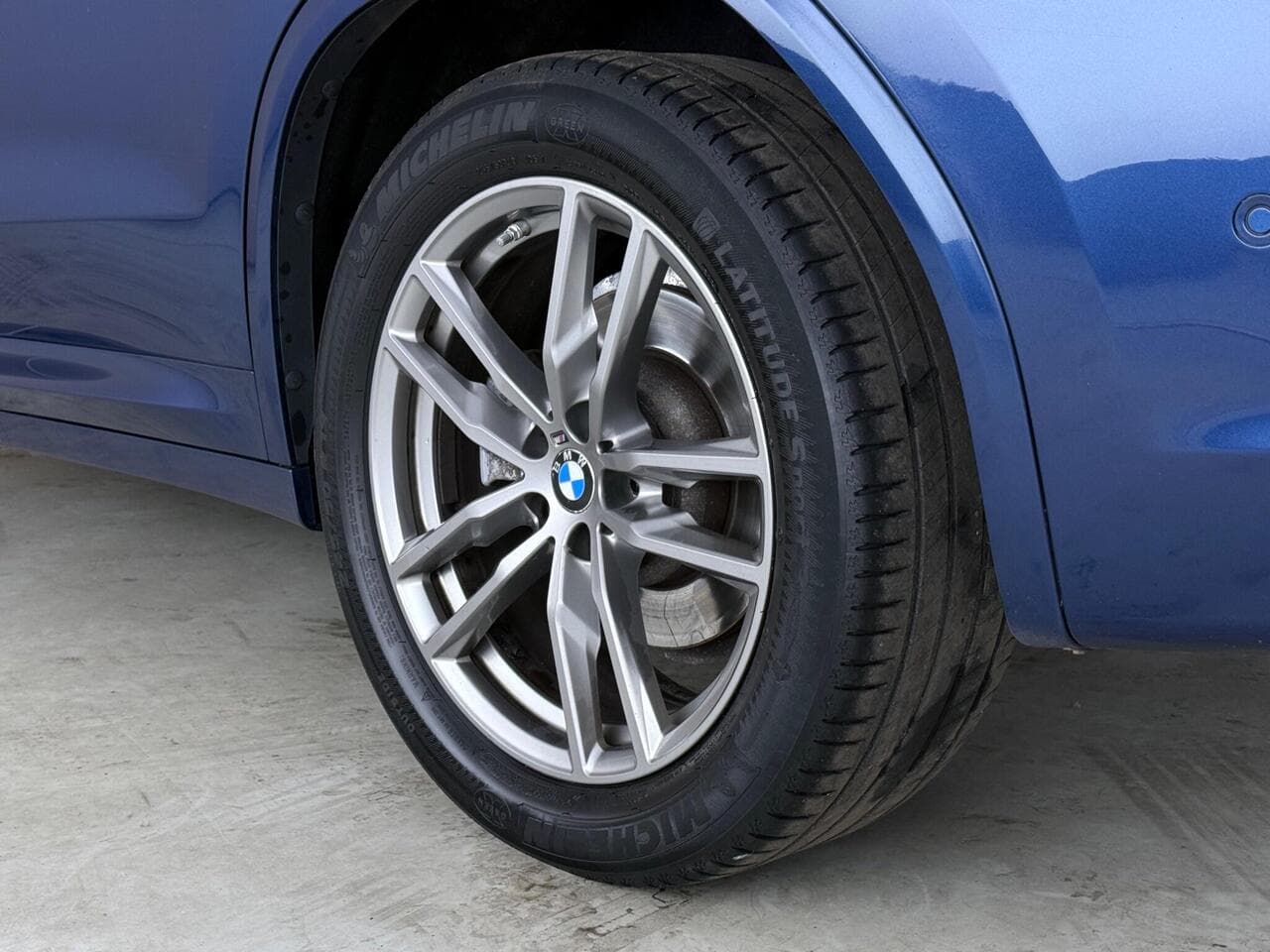 BMW X3 thumbnail Wheel