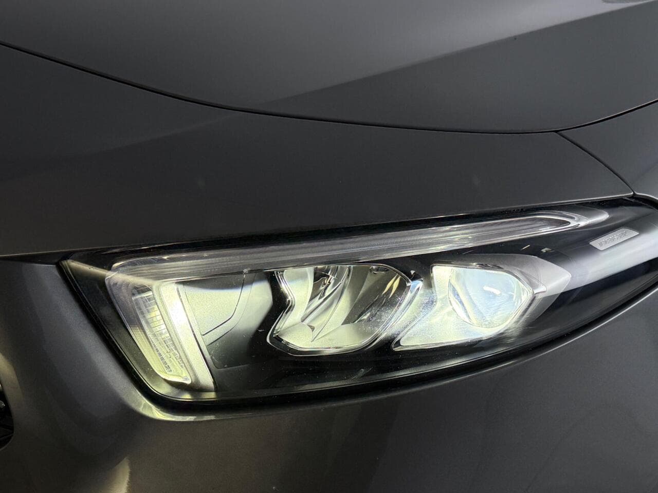 Mercedes-Benz A Class thumbnail Lights Front