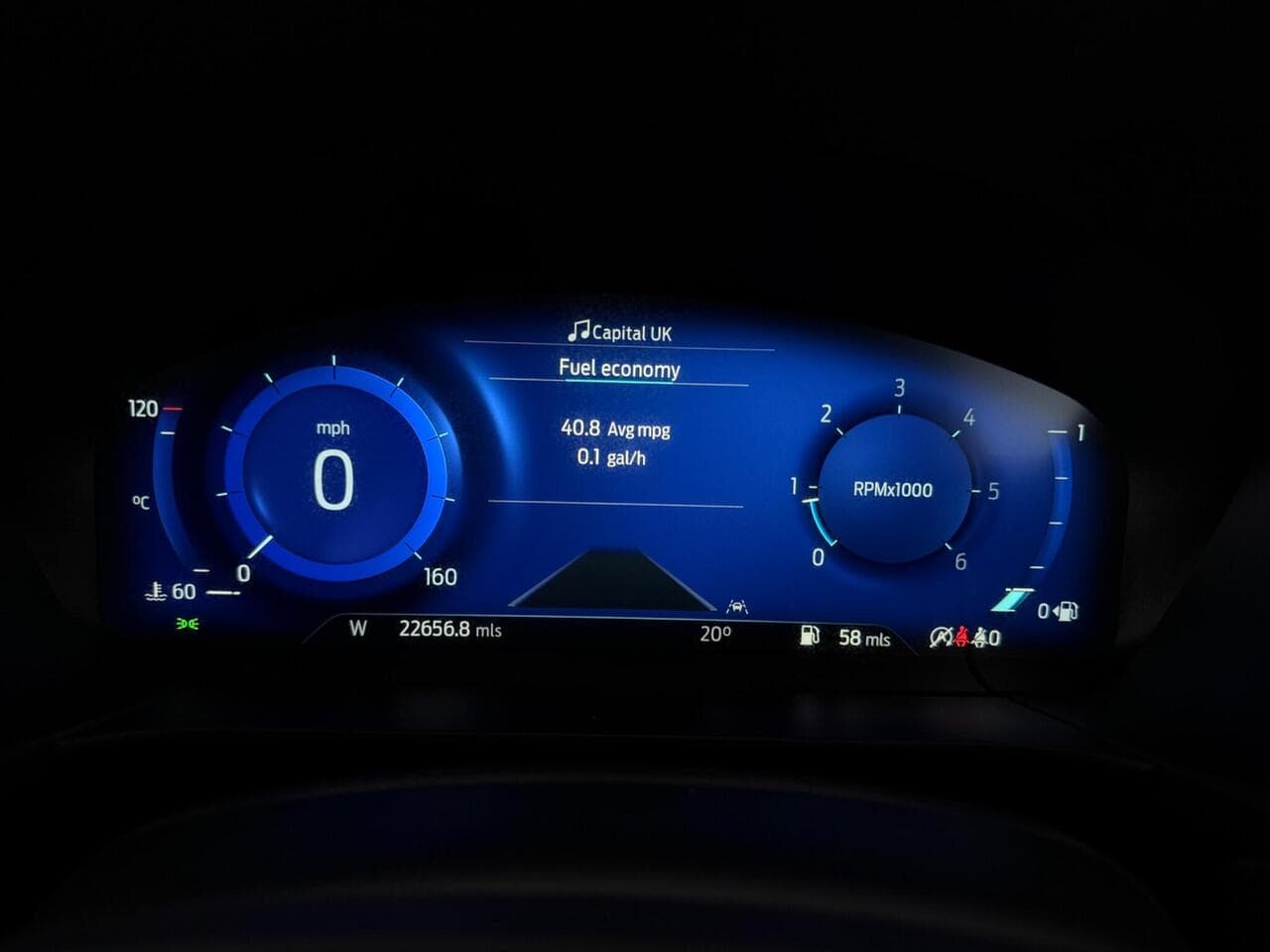 Ford Kuga thumbnail Driver Instruments