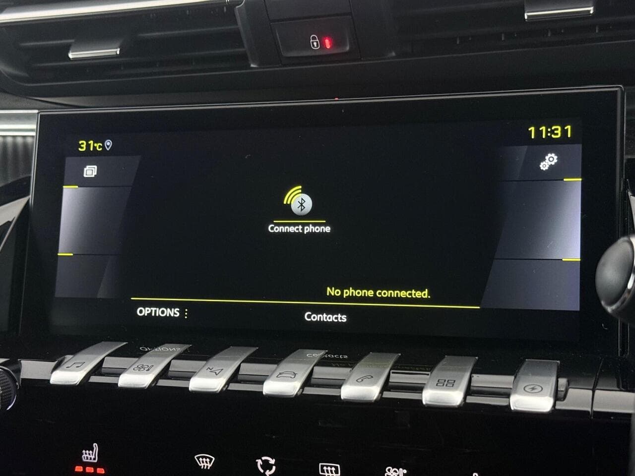Peugeot 508 SW thumbnail Infotainment System