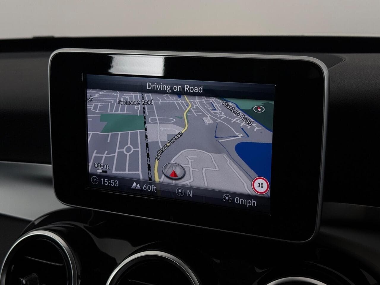 Skoda Karoq thumbnail Infotainment System