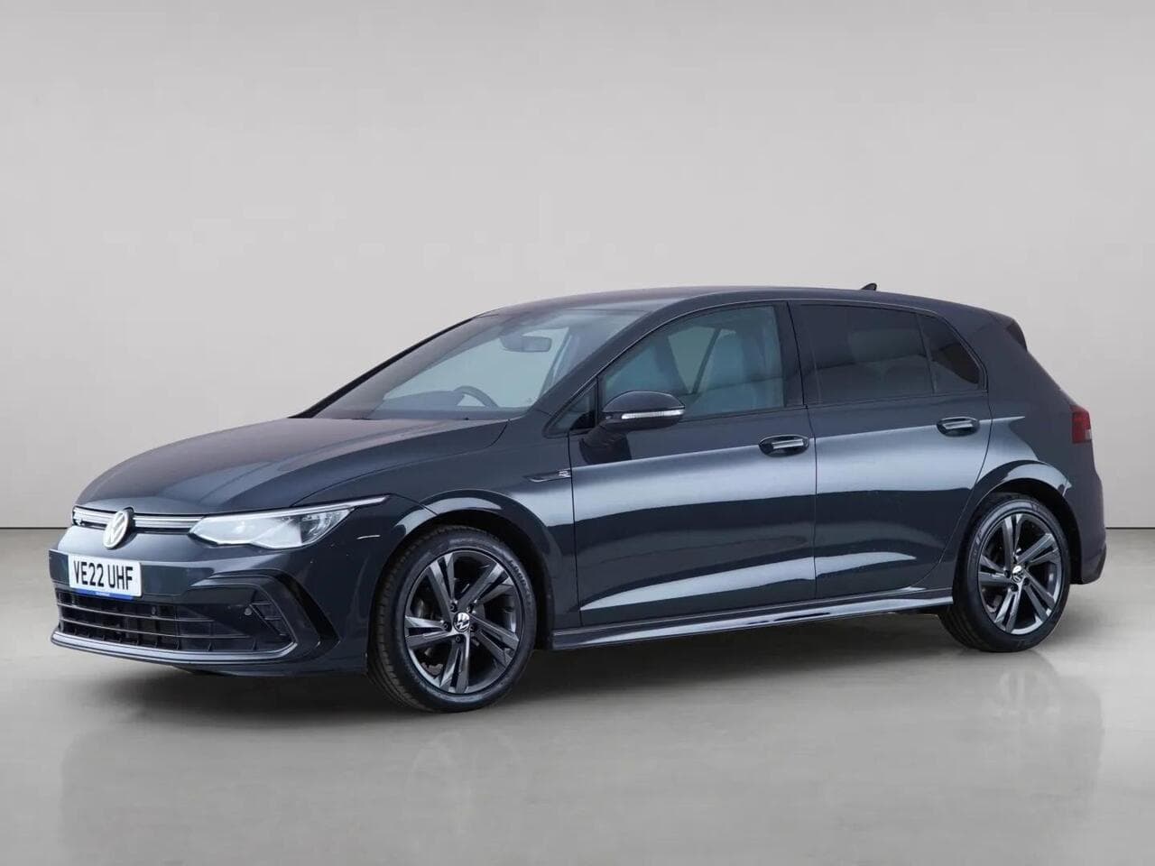 Volkswagen Golf thumbnail Front Left