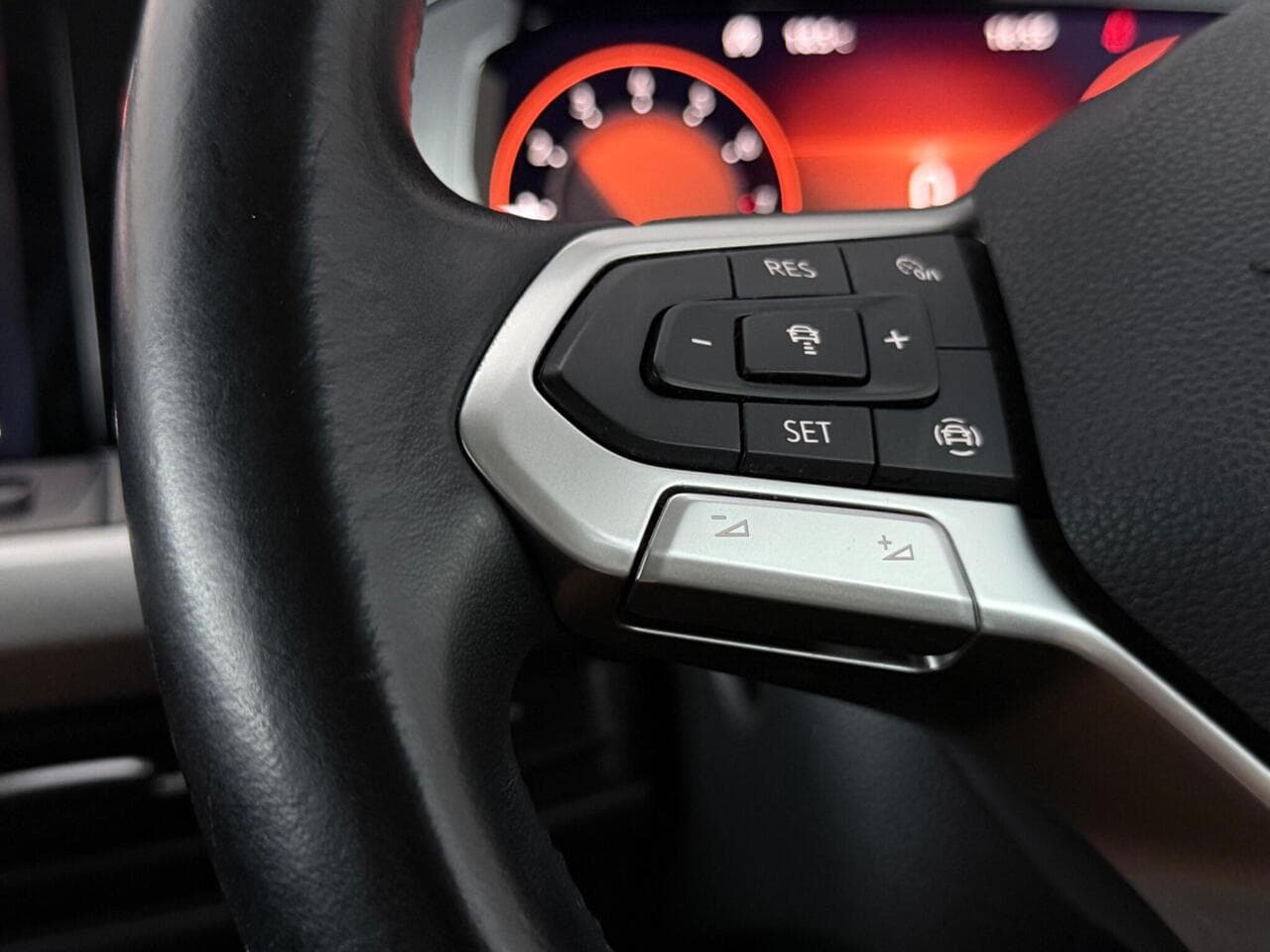 Volkswagen Golf thumbnail Misc Controls