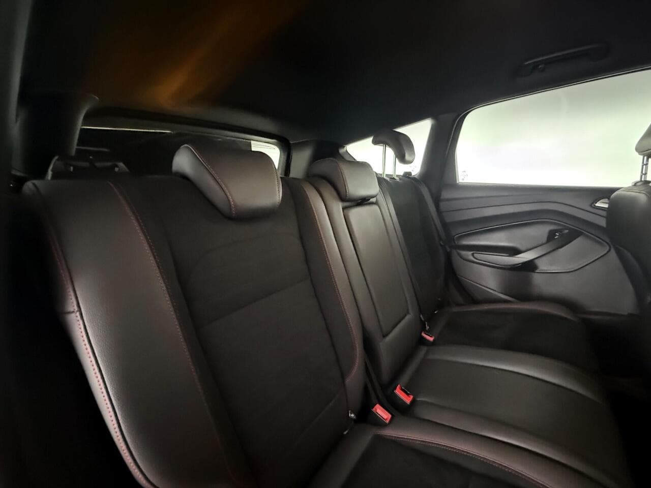 Ford Kuga thumbnail Seats Rear