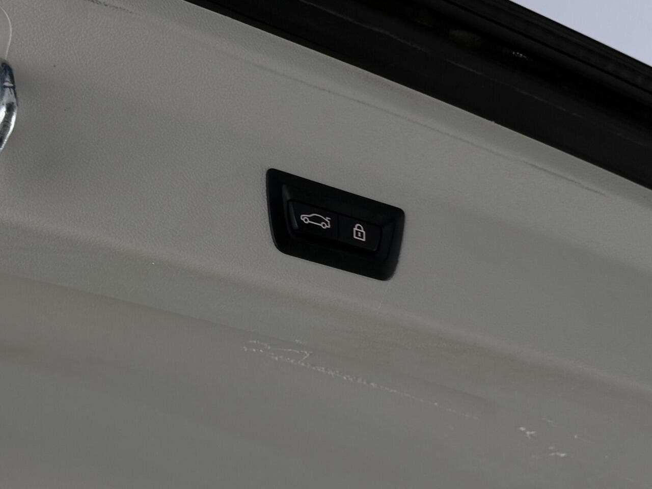 BMW X3 thumbnail Misc Controls