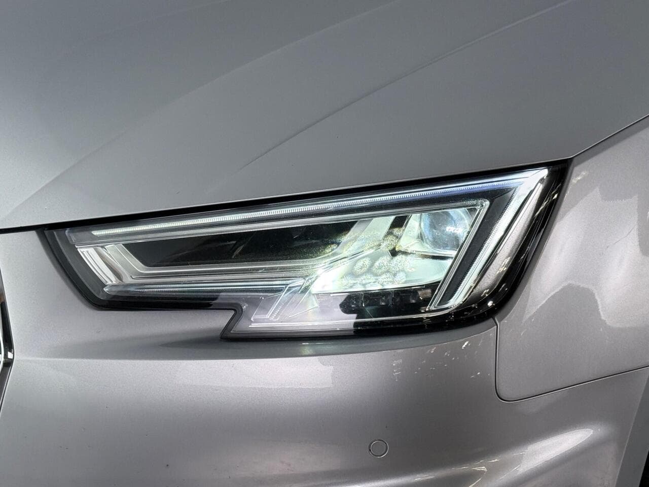 Audi A4 thumbnail Lights Front