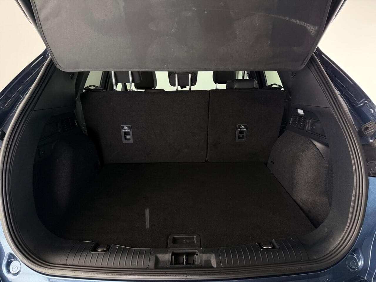 Ford Kuga thumbnail Boot