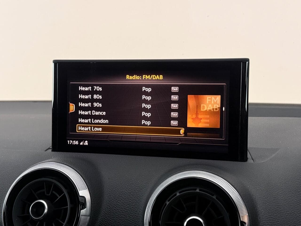 Audi Q2 thumbnail Infotainment System