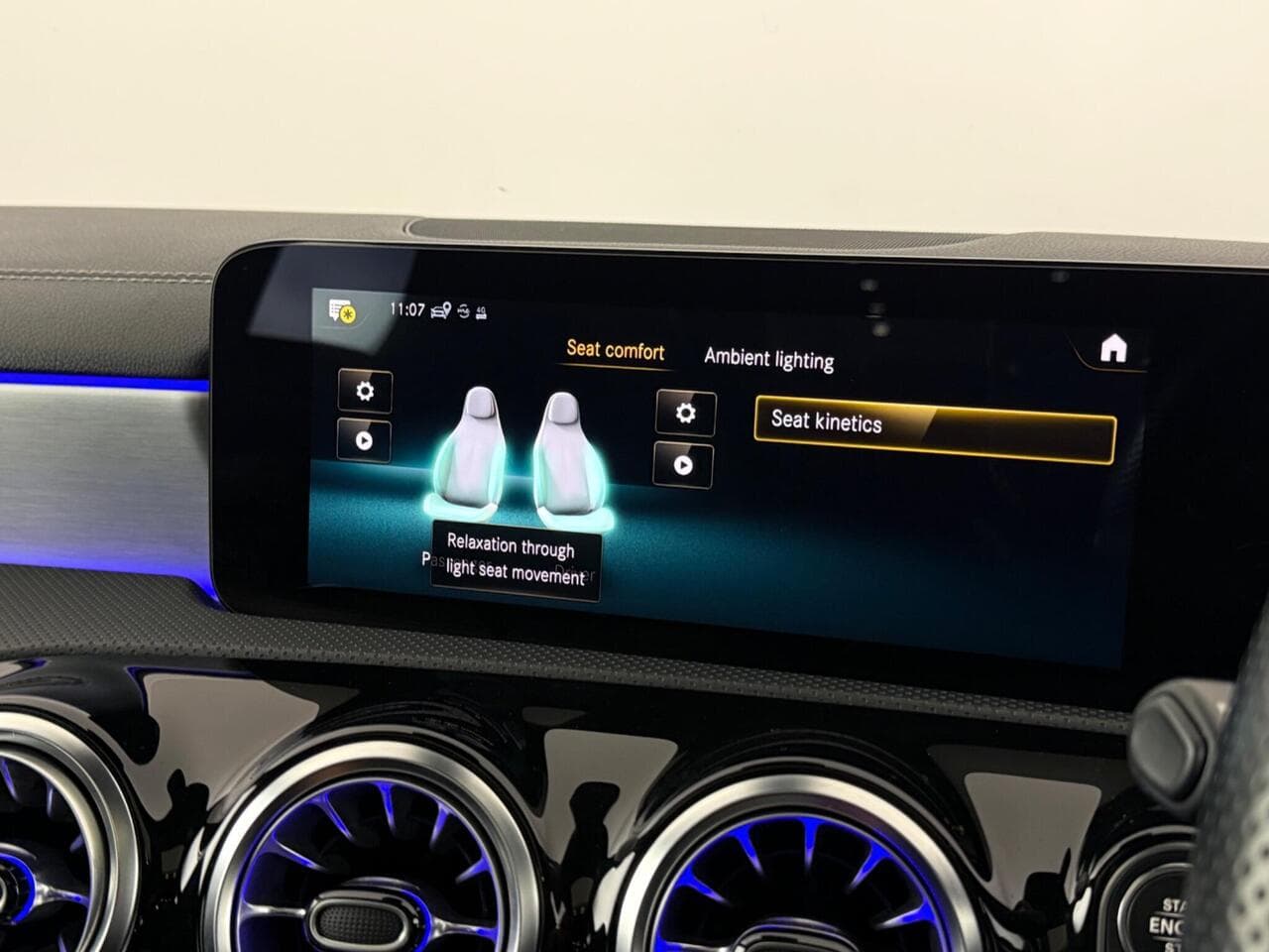 Mercedes-Benz CLA thumbnail Infotainment System