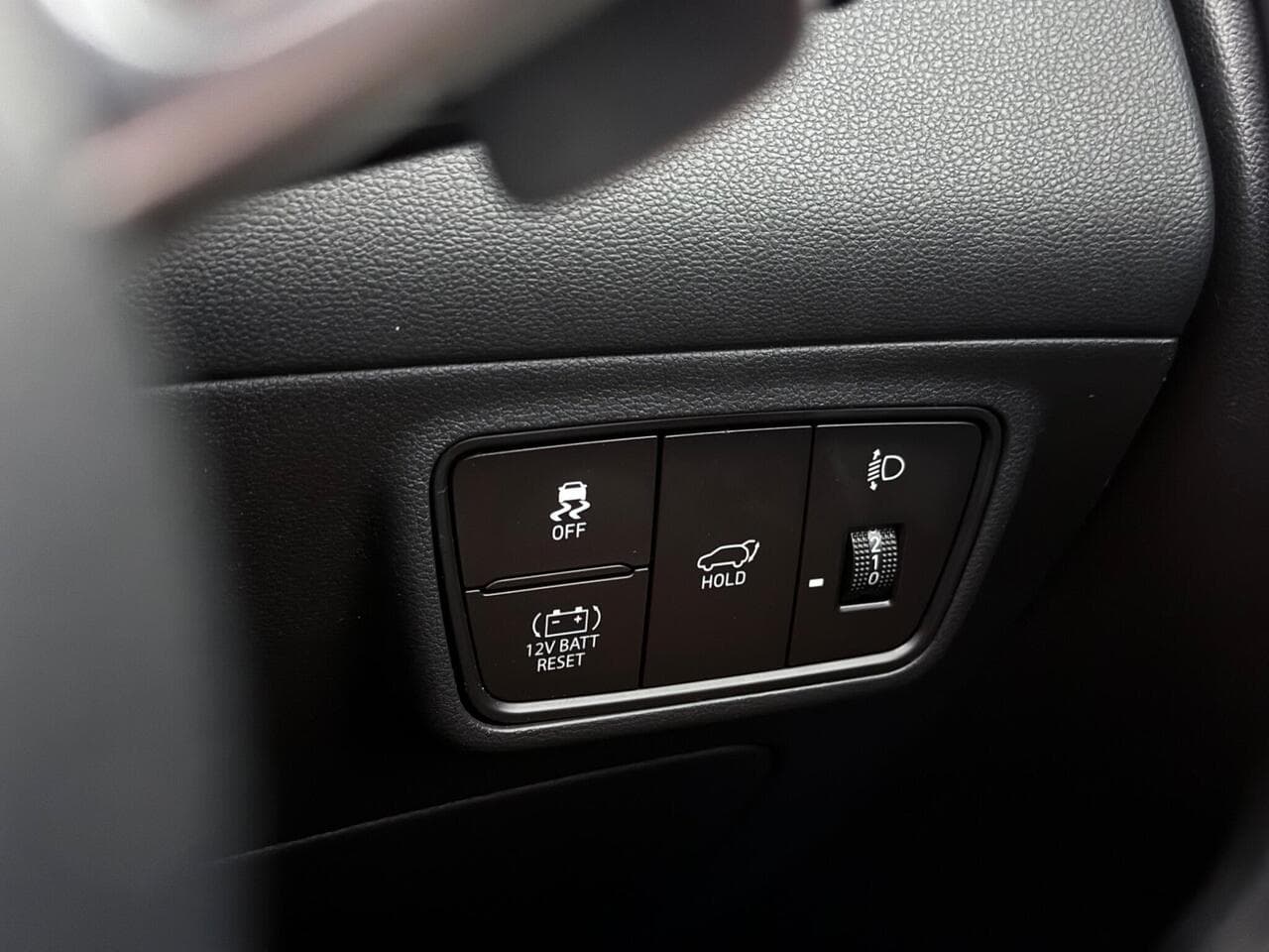 Hyundai TUCSON thumbnail Misc Controls