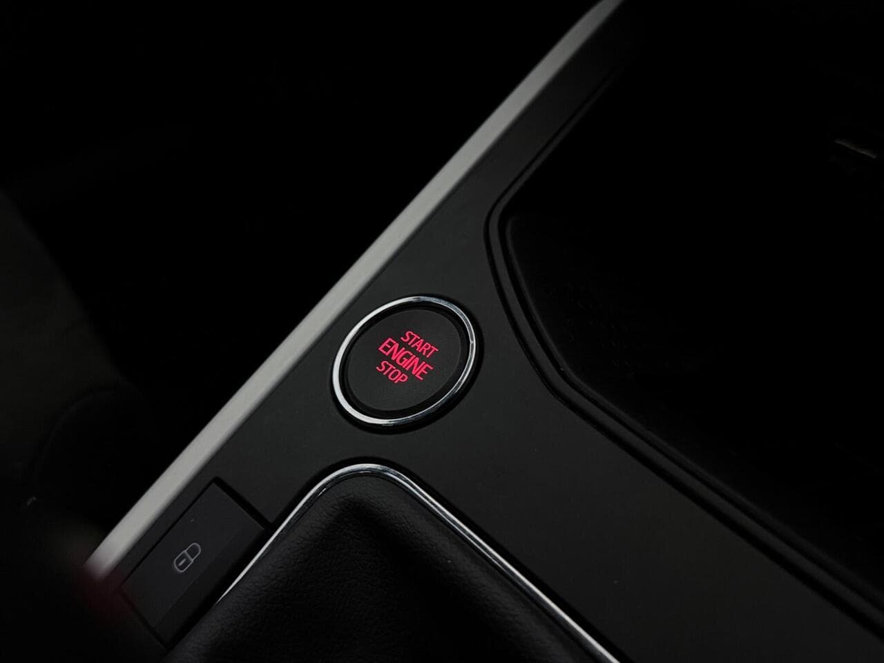 SEAT Arona thumbnail Misc Controls