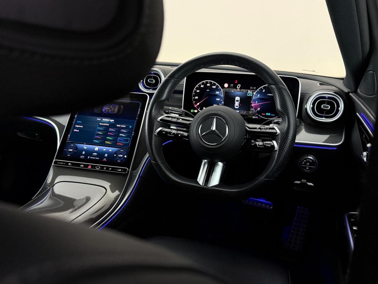 Mercedes-Benz C Class thumbnail Interior Front