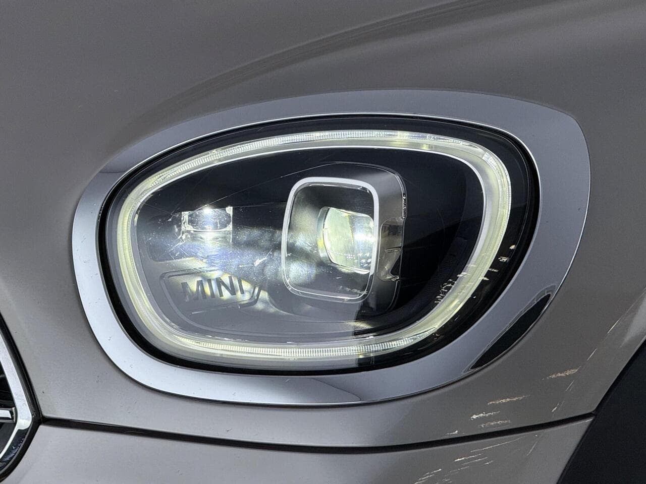 MINI Countryman thumbnail Misc Controls