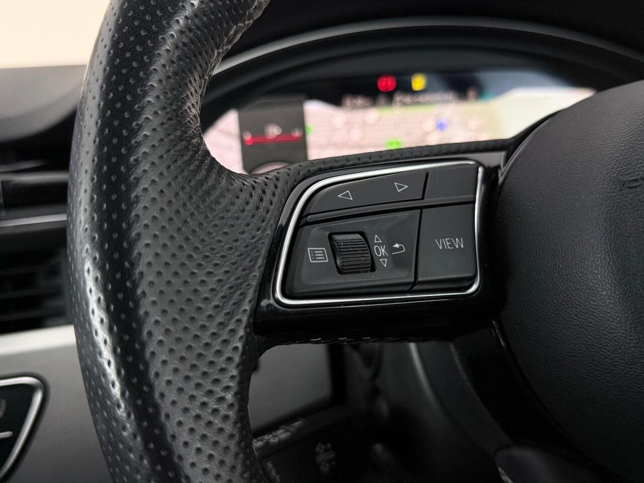 Audi A4 Avant thumbnail Misc Controls