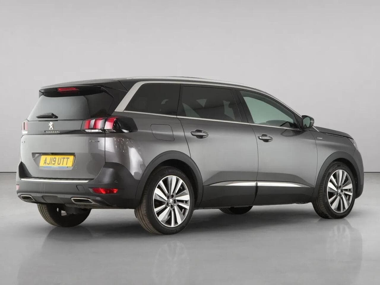 Peugeot 5008 thumbnail Rear Right