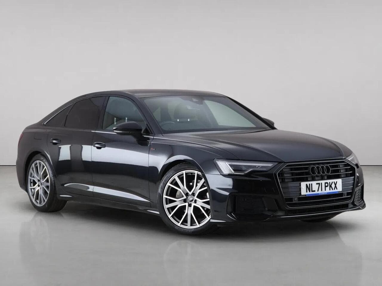 Audi A6 Saloon - Audi A6 Saloon 2.0 TDI 40 Black Edition S Tronic Euro 6 (s/s) 4dr