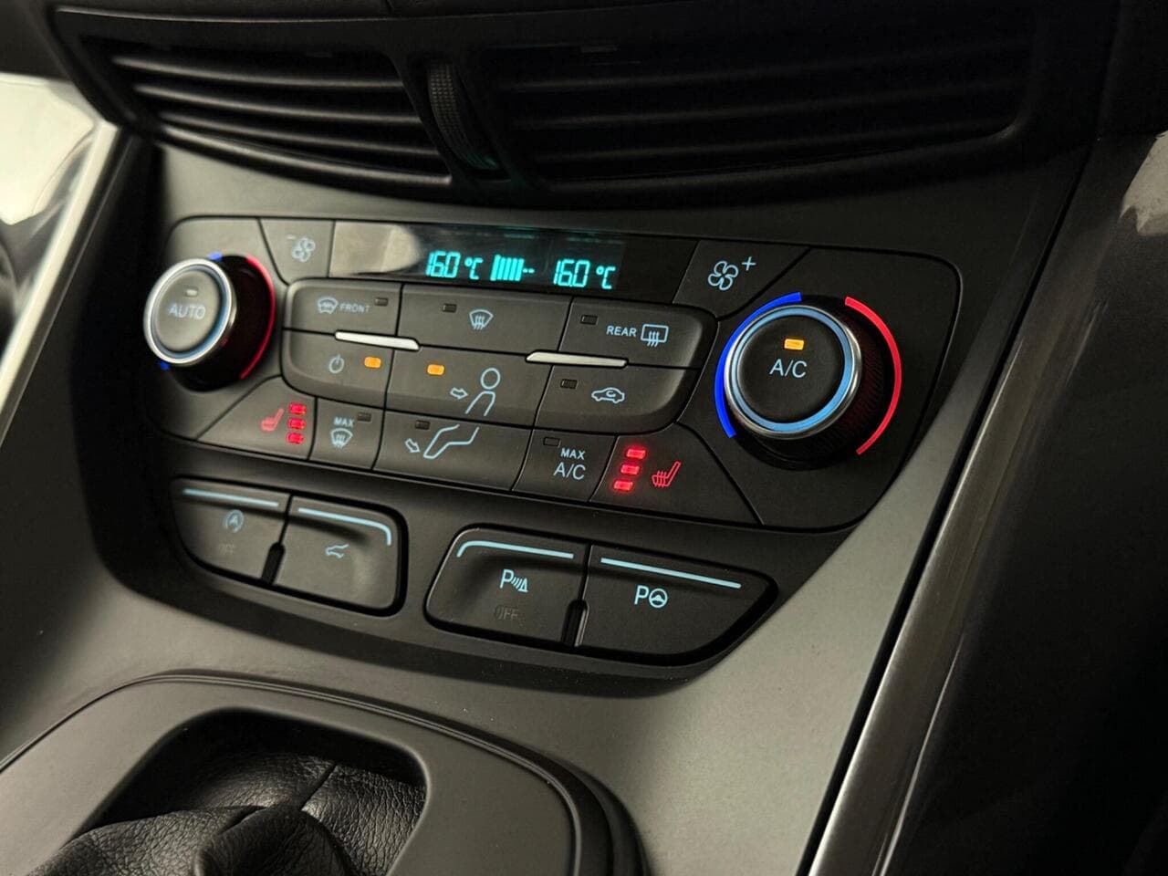 Ford Kuga thumbnail Misc Controls
