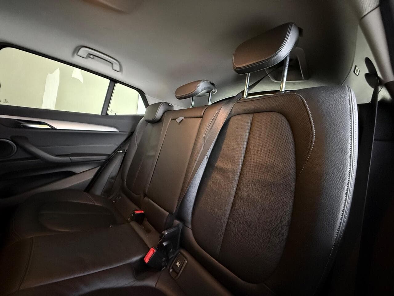 BMW X2 thumbnail Seats Rear
