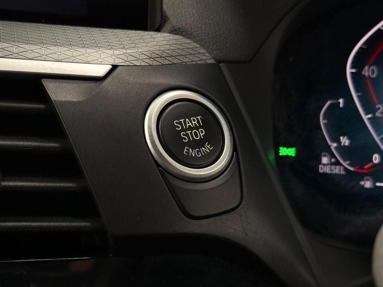 BMW X3 thumbnail Misc Controls