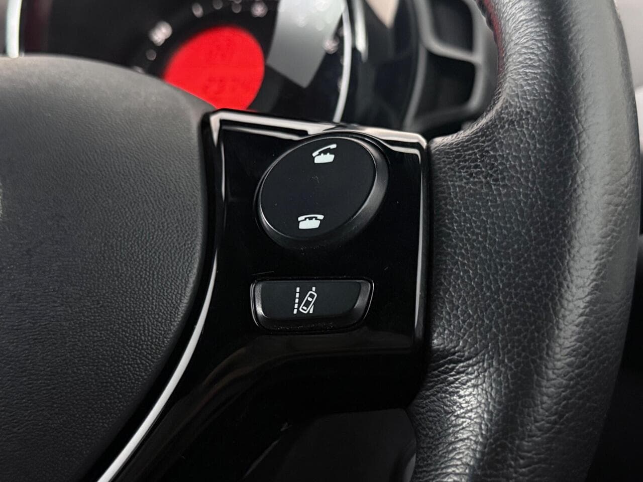 Toyota AYGO thumbnail Misc Controls