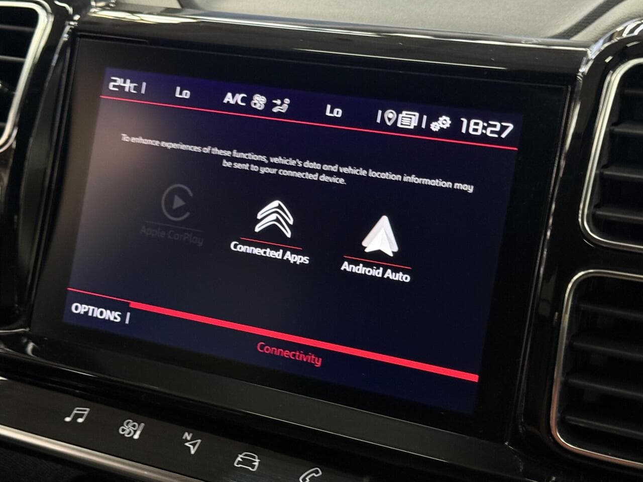 Citroen C5 Aircross thumbnail Infotainment System