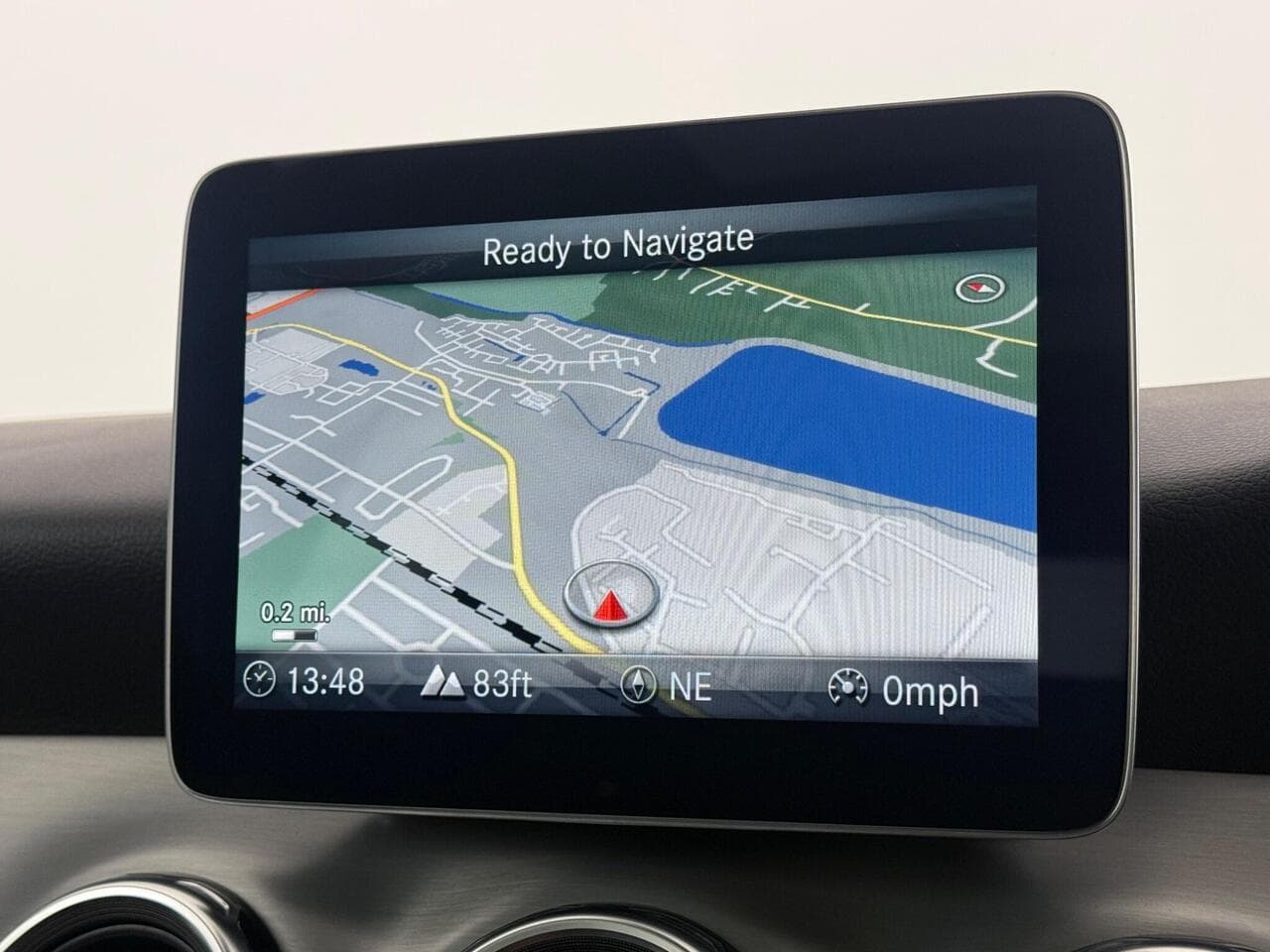 Mercedes-Benz GLA thumbnail Infotainment System