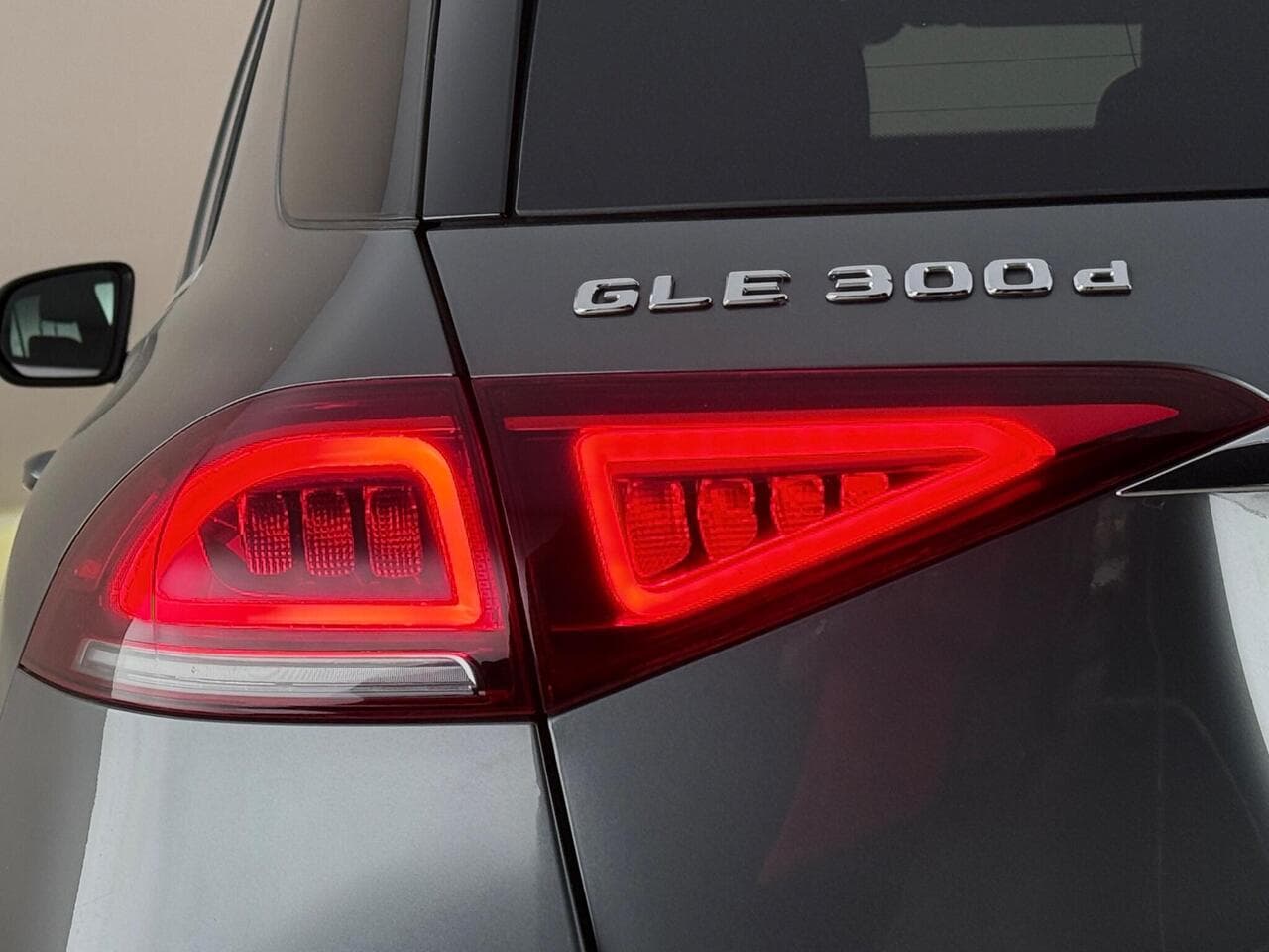 Mercedes-Benz GLE thumbnail Lights Rear