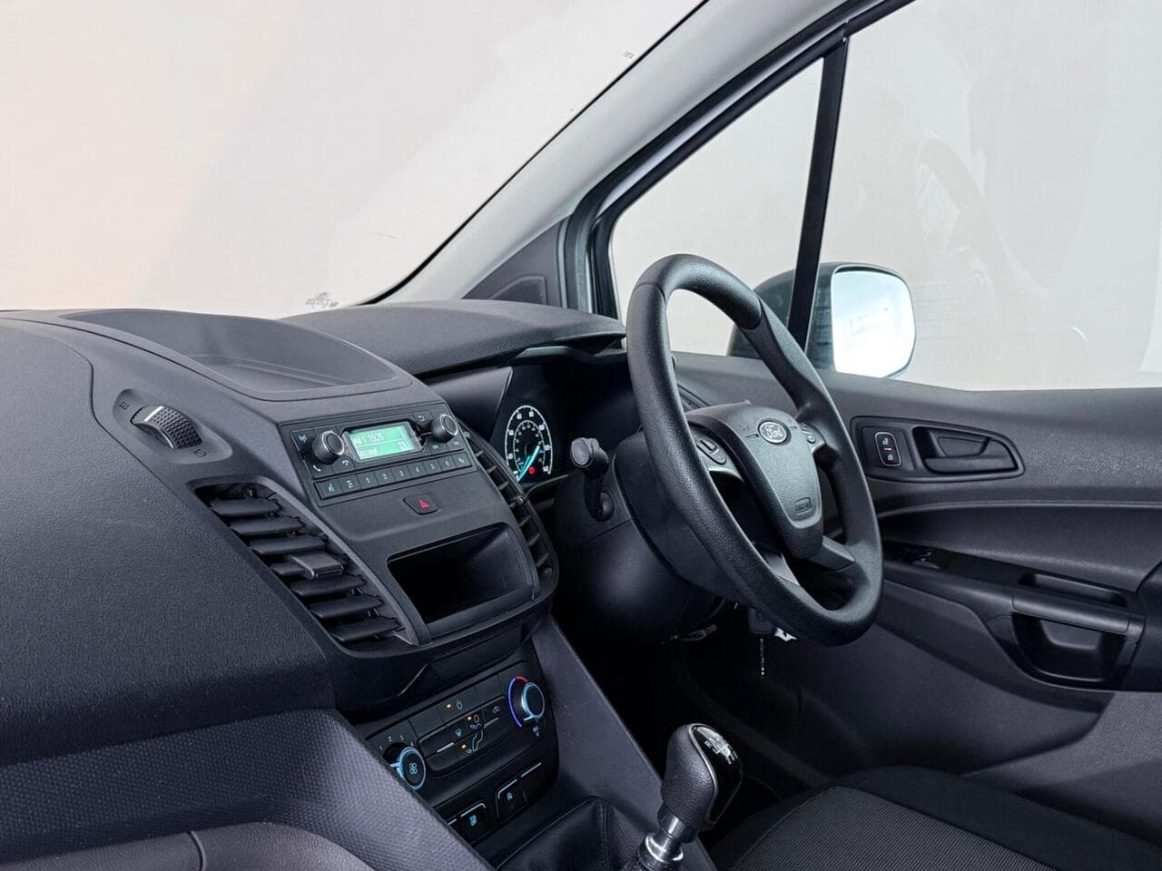 Ford Transit Connect thumbnail Interior Front