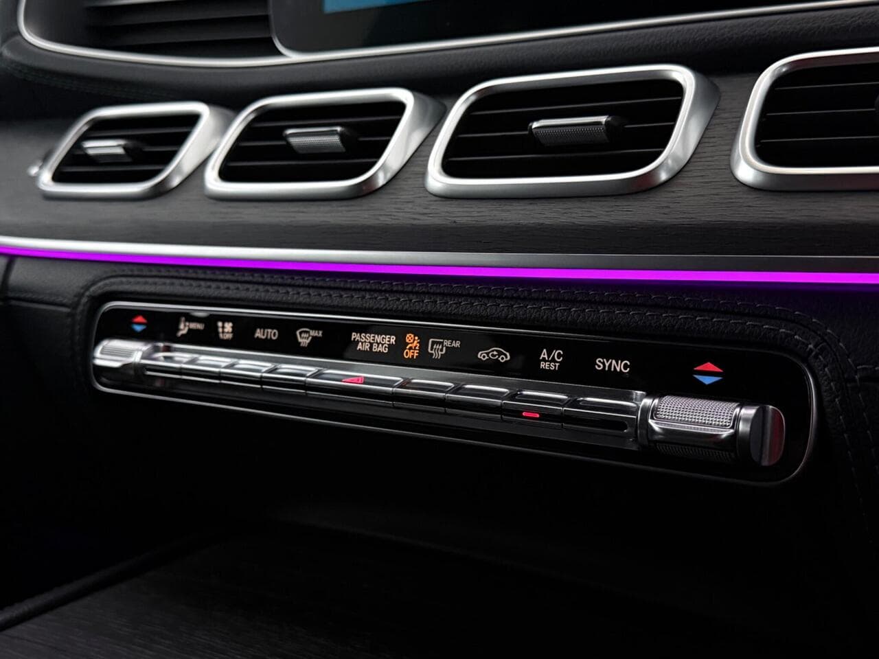 Mercedes-Benz GLE thumbnail Misc Controls
